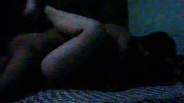 BIG ĐEN tinh ranh phá hủy gái đẹp không che nhỏ tóc vàng đĩ bên hồ bơi