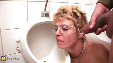 Babe LỚN gái thủ dâm không che boobs CÔ gái tóc vàng BLOWJOB HARDCORE milf